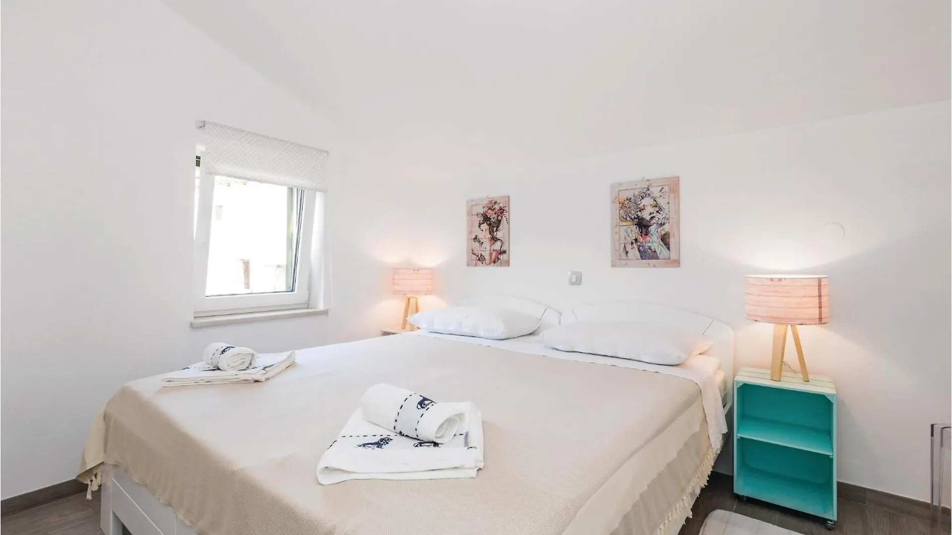 2 Bedroom Pet Friendly Apartment In Lovran